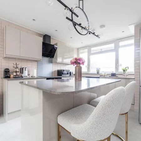 Excellent 3-Bed Flat In Elephant & Castle London Exterior photo