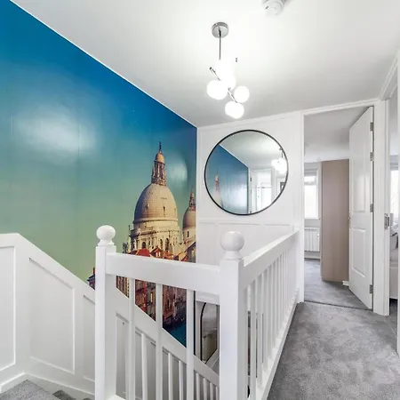 Excellent 3-Bed Flat In Elephant & Castle London Exterior photo